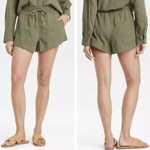 Universal Threads Olive Green Linen Shorts size large